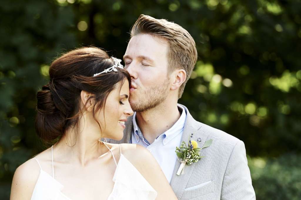 Eine Hochzeit im Sommer im Felmayergarten in Schwechat